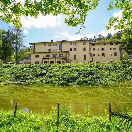 Hg E Piramidi Hotel 4*