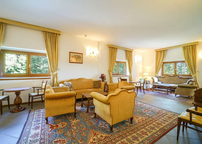 Hg E Piramidi Hotel